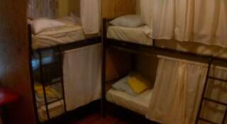 Гостиница Hostel Tepliy Краснодар Спальное место на двухъярусной кровати в общем номере для мужчин-3